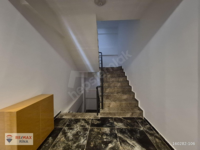 REMAX RİNADAN AYAŞTA DENİZ MANZARALI EŞYALI 2+1 DAİRE - Görsel 16