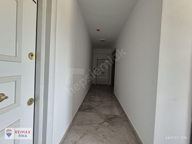 REMAX RİNADAN AYAŞTA DENİZ MANZARALI EŞYALI 2+1 DAİRE - Görsel 27
