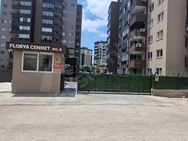 KIYI BOYU AYDINLAR FLORYA CENNETTE DE KİRALIK 3+1 KAPALI MUTFAK - Görsel 28