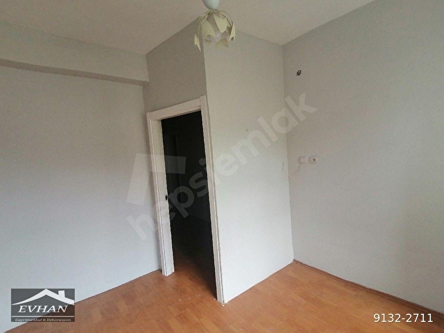 REŞİTPAŞADA TEMİZ MASRAFSIZ DAİRE ÖĞRENCİYE BAYANA BEKARA AİLEYE YABANCIYA ÇALIŞANA KİRALIK - Görsel 3