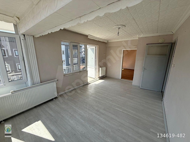 TOPRAKLIKDA ACİL  SATILIK 2+1 BALKONLU DAİRE - Görsel 5