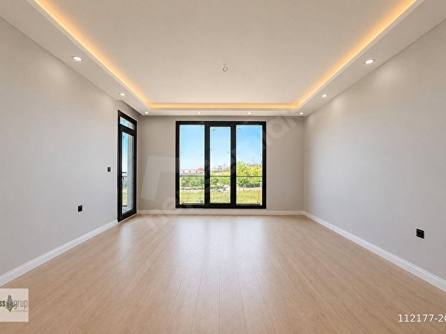 BEYLİKDÜZÜ MERKEZDE KISA KATLI DENİZ MANZARALI DUBLEKS DAİRE - Görsel 9