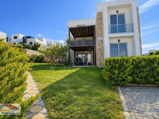FIRSAT VİLLA ! Bodrum Küçükbükte Deniz Manzaralı 4+1 Villa