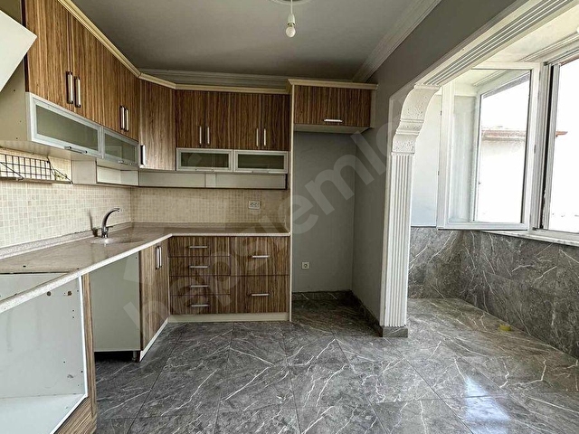 BAŞİSKELE ALTINKENT MAHALLESİ DENİZ MANZARALI