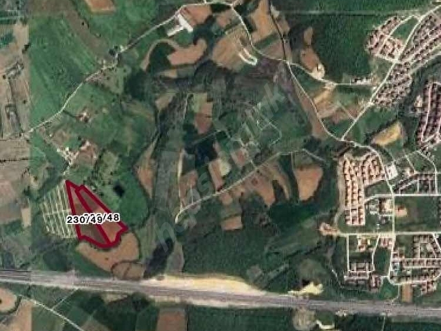 REMAX DESİGN İZMİT AKMEŞE MAHALLESİNDE 72.000 M2 SATILIK TARLA - Görsel 7