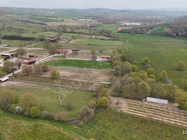 REMAX DESİGN İZMİT AKMEŞE MAHALLESİNDE 72.000 M2 SATILIK TARLA - Görsel 11
