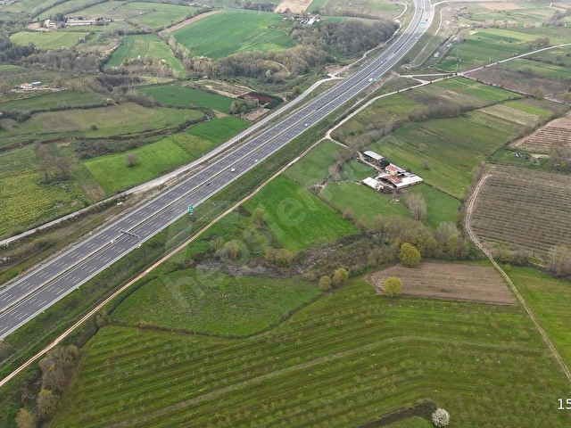 REMAX DESİGN İZMİT AKMEŞE MAHALLESİNDE 72.000 M2 SATILIK TARLA - Görsel 16