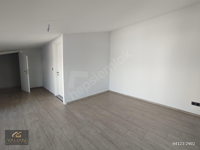 Borsa Yolu Üzeri Site İçinde Kiralık 3+1 Geniş Dubleks - Görsel 17