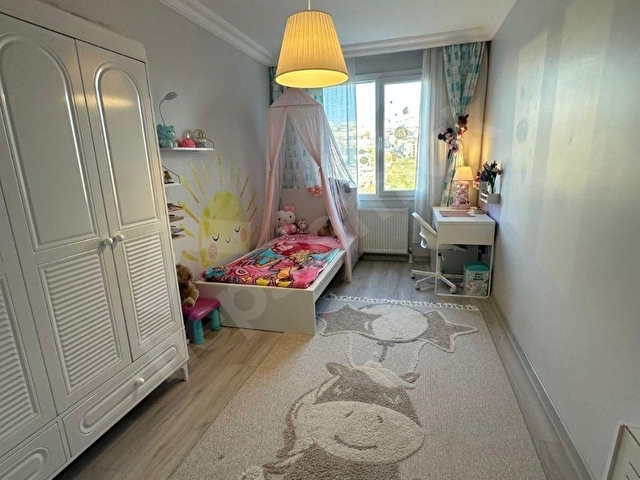 Beylikdüzü 3+1 Satılık Daire Otoparklı Sitede (Eşyasız) - Görsel 13