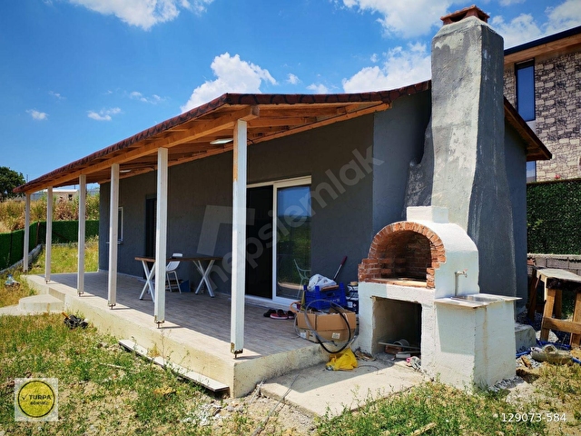Dereköyde 250 m2 bahçe içerisinde 50m2 Verandalı 1+1 Müstakil Ev - Görsel 16