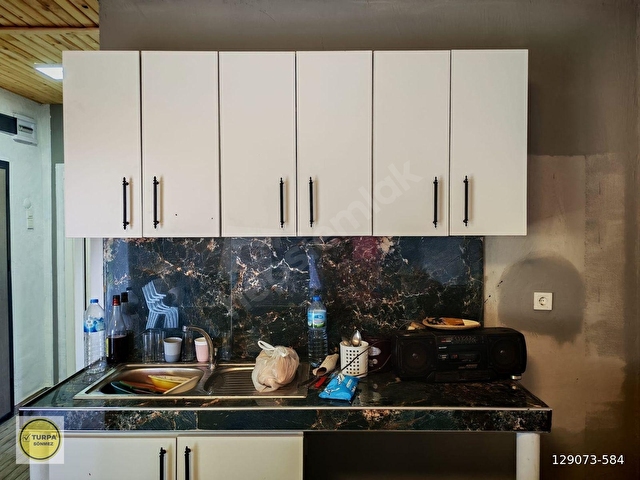 Dereköyde 250 m2 bahçe içerisinde 50m2 Verandalı 1+1 Müstakil Ev - Görsel 25
