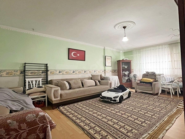 GÜZELYURT MH 3+1 METROBÜSE 3 DK ASANSÖRLÜ 3.KAT 145M2 - Görsel 14