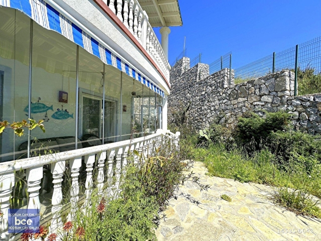 KUMSAL PLAJLARA YAKIN REZİDANS SİTEDE 400m2 BAHÇELİ DAİRE - Görsel 8