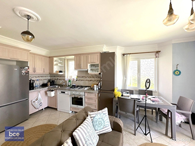 KUMSAL PLAJLARA YAKIN REZİDANS SİTEDE 400m2 BAHÇELİ DAİRE - Görsel 22