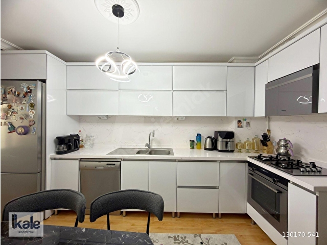 ▄KALE▄SULTAN FATİH CADDE DİBİ ARA KAT YAPILI 3+1 DAİRE FIRSATI !