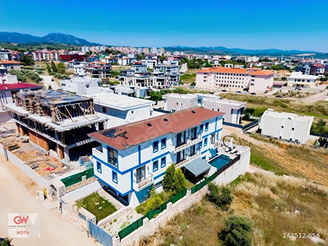 Torbalı Ayrancılarda Havuzlu Müştemilatlı 5+1 Triplex Villa - Görsel 23