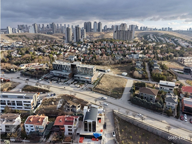 BEYLER CADDESİNDE BULVARA CEPHE 2.438 m² KÖŞE ARSA | KÖK TAPU - Görsel 12