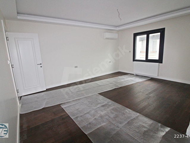 YEŞİLYURT EMLAKTAN YEŞİLYURTTA YENİ KONUMLU 180 m2 ARAKAT DAİRE - Görsel 21