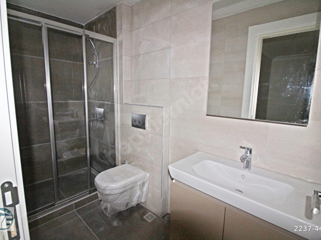 YEŞİLYURT EMLAKTAN YEŞİLYURTTA YENİ KONUMLU 180 m2 ARAKAT DAİRE - Görsel 24