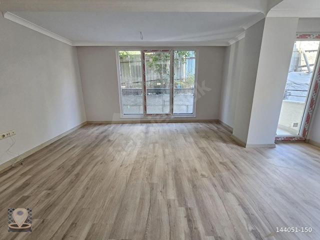 DURUDA MERKEZİ KONUMLU KAPALI OTOPARKLI 2+1 BALKONLU DAİRE - Görsel 2