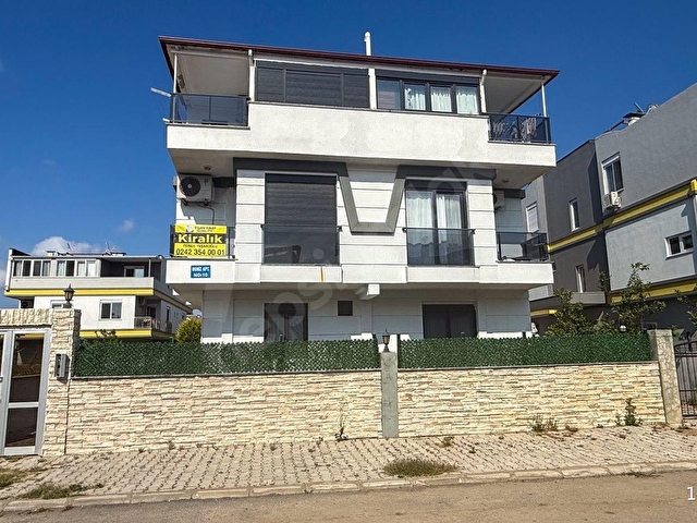 Kiralık 3+1 Dubleks Daire Güzeloba Mah. Kundu Oteller Bölgesinde