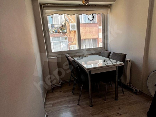 Esenlik Mahallesinin Merkezinde Full Tadilatlı 3+1 Geniş Daire - Görsel 6