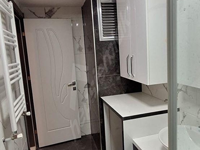 BOSTANLI YILLAR SOKAK GİRİŞİNDE 3+1 SIFIR OTOPARKLI ASANSÖRLÜ - Görsel 23