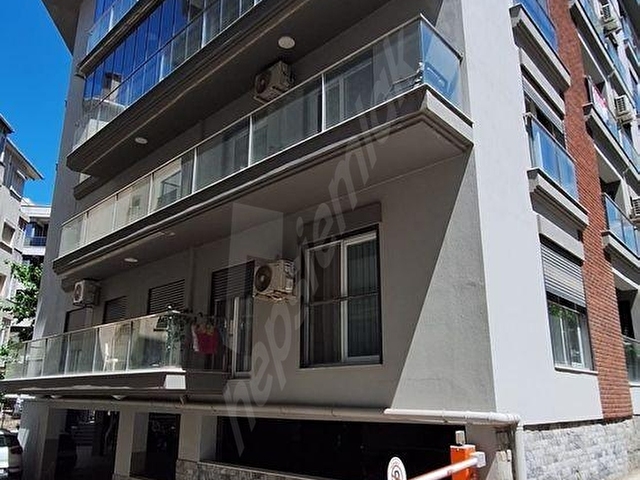 BOSTANLI YILLAR SOKAK GİRİŞİNDE 3+1 SIFIR OTOPARKLI ASANSÖRLÜ - Görsel 4
