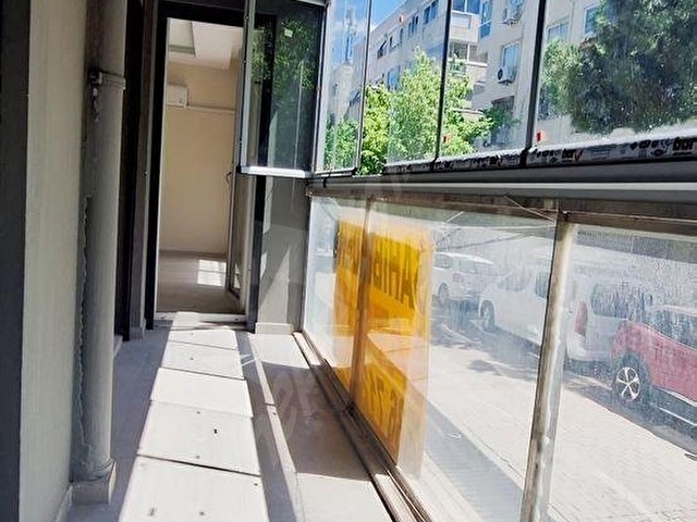 BOSTANLI YILLAR SOKAK GİRİŞİNDE 3+1 SIFIR OTOPARKLI ASANSÖRLÜ - Görsel 27