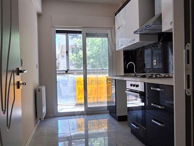 BOSTANLI YILLAR SOKAK GİRİŞİNDE 3+1 SIFIR OTOPARKLI ASANSÖRLÜ - Görsel 22