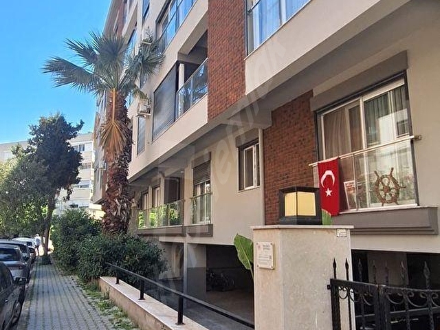 BOSTANLI YILLAR SOKAK GİRİŞİNDE 3+1 SIFIR OTOPARKLI ASANSÖRLÜ - Görsel 10