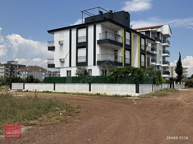 Yeniköyde Kendine Ait Bahçeli Köşe Parselde Ferah 1+1