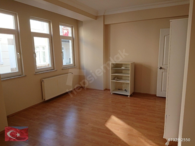 Kocamustafapaşa Yeni Bina Merkezi Konum Çiftcephe 1.Kat 2+1 70mk - Görsel 11