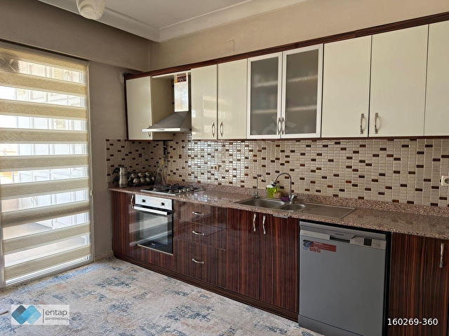 ENTAPTAN ŞAHİNTEPEDE BAKIMLI 3+1 ARA KAT SATILIK FIRSAT DAİRE! - Görsel 3
