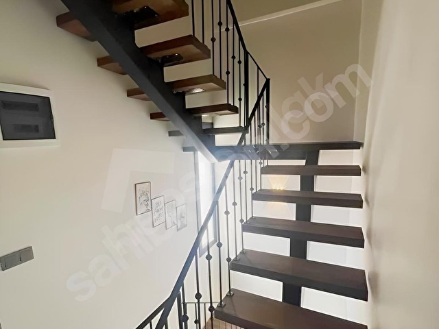 GÜNEŞ EMLAKTAN ÇİFTLİKKÖYDE SATILIK 4+1 TRİPLEX VİLLA - Görsel 20