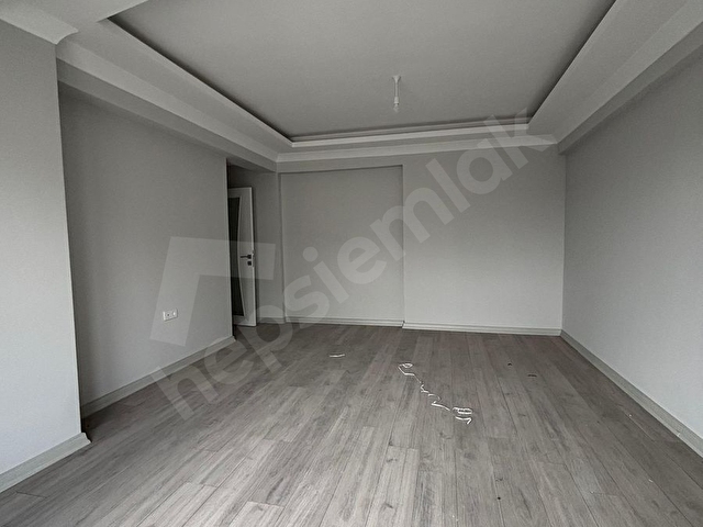 SIFIR METROBÜSE YAKIN SATILIK KÖŞE BAŞI 3+1 ASANSÖRLÜ DAİRE - Görsel 8