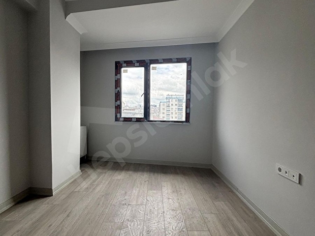 SIFIR METROBÜSE YAKIN SATILIK KÖŞE BAŞI 3+1 ASANSÖRLÜ DAİRE - Görsel 21