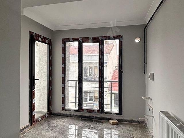 SIFIR METROBÜSE YAKIN SATILIK KÖŞE BAŞI 3+1 ASANSÖRLÜ DAİRE - Görsel 11