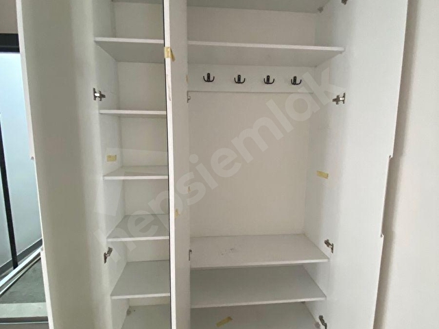 3+1 115 m2 EBEVEYN BANYOLU TERTEMİZ DAİRE METROYA 100 m MESAFEDE - Görsel 6