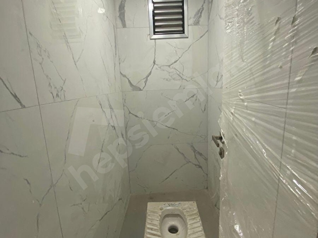 3+1 115 m2 EBEVEYN BANYOLU TERTEMİZ DAİRE METROYA 100 m MESAFEDE - Görsel 9