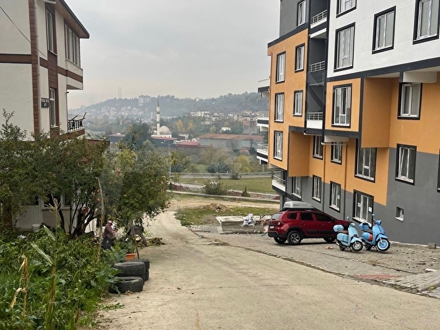 TUĞBA EMLAKTAN YUNUS EMRE MAHALLESİ’NDE SATILIK ARSA - Görsel 9