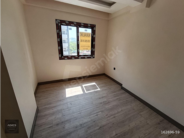 MEZİTLİ DE HAVUZLU DOĞALGAZLI JENERATÖRLÜ CİFT BANYOLU GİYİNME ODALI 2+1 KİRALIK - Görsel 30
