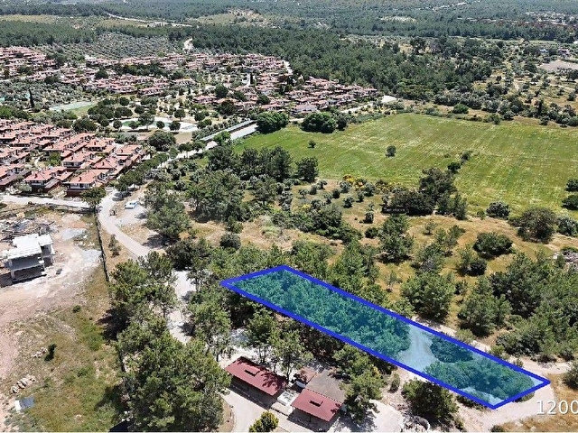 Muğla Milas Bozbükte denize sıfır 1.037 m² Tarla