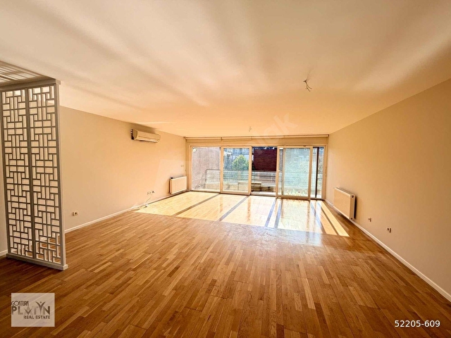 PLATİNDEN ŞIK SİTEDE GENİŞ 3.5+1 BALKONLU SATILIK BOŞ DAİRE - Görsel 4