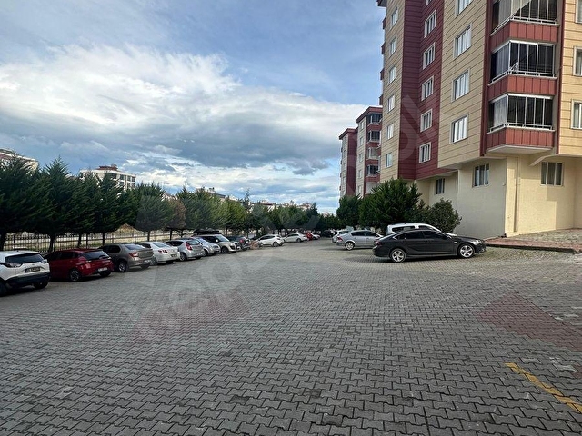 İstiklal Mahallesinde Bulvara Cephe Çok Geniş Kiralık 2+1 Daire - Görsel 26