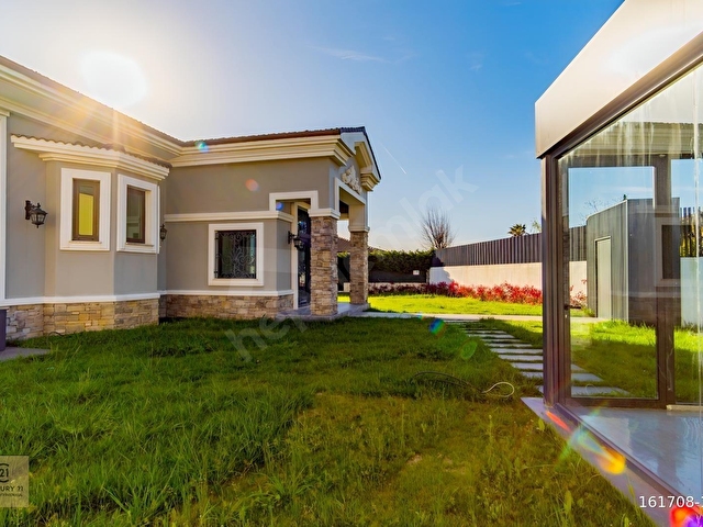 Pelican Hill Ihlamurda Göl ve Deniz Manzaralı Özel Villa - Görsel 11