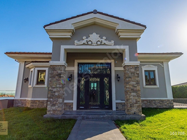 Pelican Hill Ihlamurda Göl ve Deniz Manzaralı Özel Villa - Görsel 4