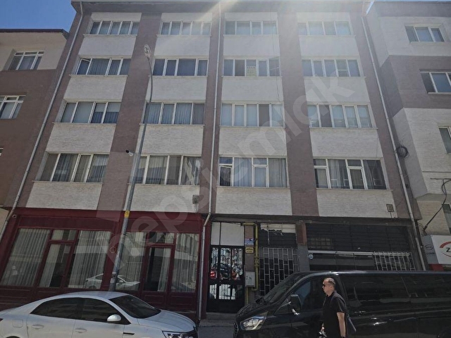 AKARBAŞINDA 2+1 100M2 KİRALIK DAİRE