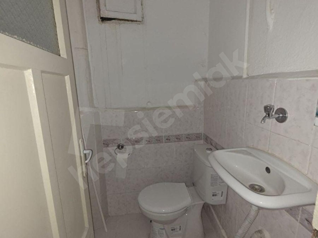 AKARBAŞINDA 2+1 100M2 KİRALIK DAİRE - Görsel 24