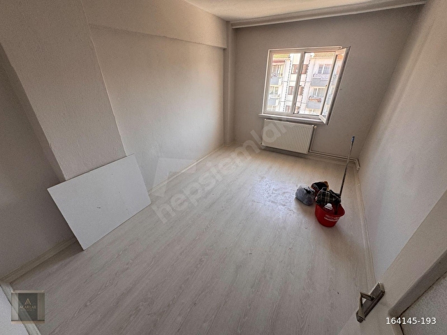 ACARLARDAN YAŞAR KEMAL CADDESİ ÜZERİ FULL YAPILI 3+1 - Görsel 15